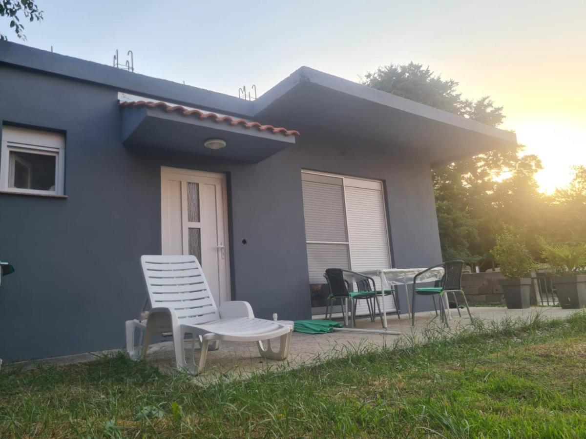 Apartman Julka Sukošan Esterno foto